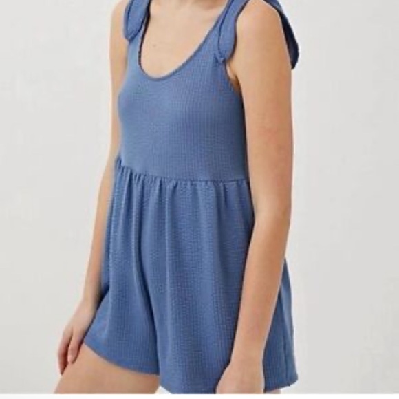 Urban Outfitters Pants - Urban Outfitters Blue Textured Romper Size M